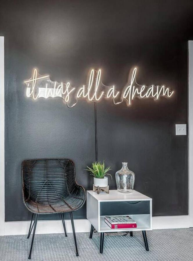 Big New And Modern With Skyline View Mural And Ping Pong Nashville Luaran gambar