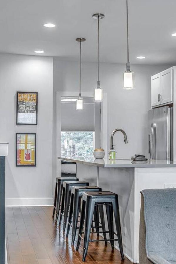 Big New And Modern With Skyline View Mural And Ping Pong Nashville Luaran gambar