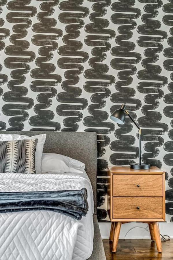 Big New And Modern With Skyline View Mural And Ping Pong Nashville Luaran gambar